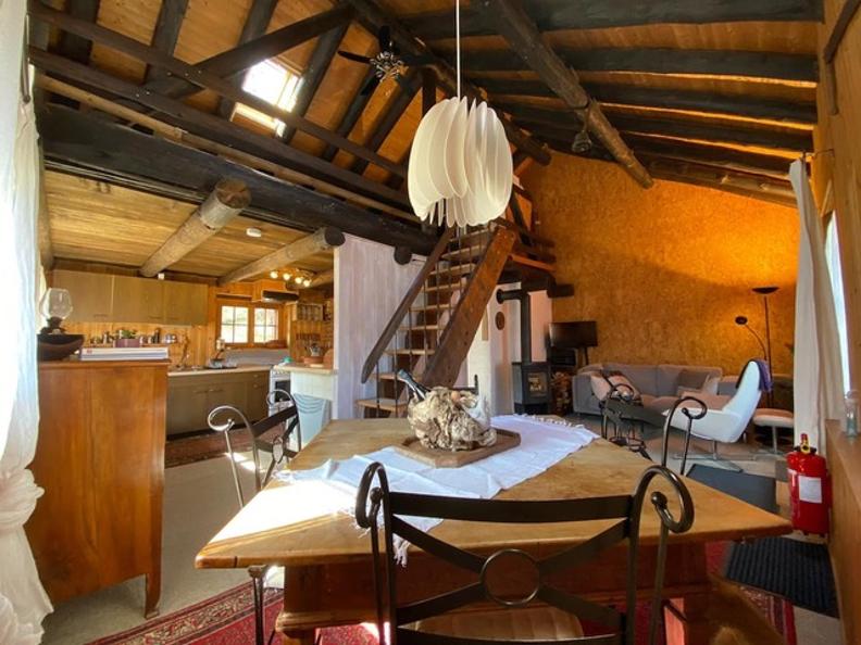Image 9 - Tipico Chalet leventinese in un angolo di paradiso