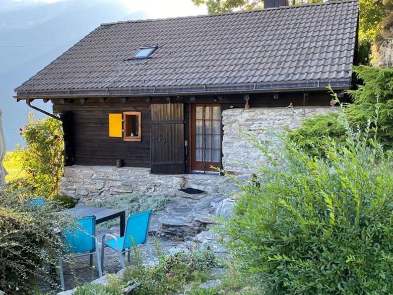 Image 18 - Tipico Chalet leventinese in un angolo di paradiso