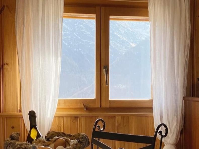 Image 5 - Tipico Chalet leventinese in un angolo di paradiso