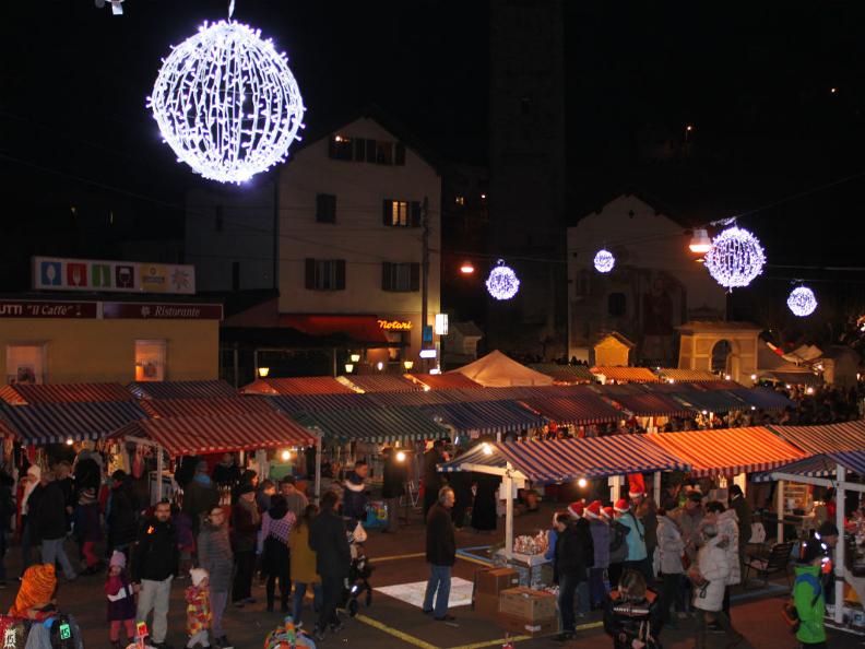 Image 4 - Mercatino Natalizio di Malvaglia