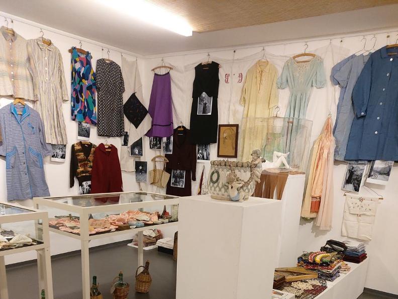 Image 2 - 'È permesso' exhibition - Atelier Titta Ratti