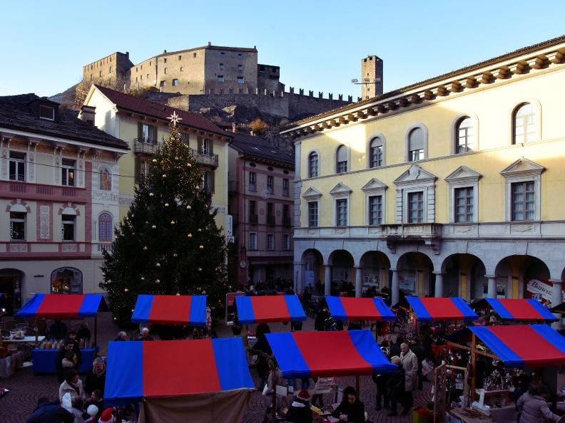 Image 0 - Christmas markets in Bellinzona Image 0 - Christmas markets in Bellinzona