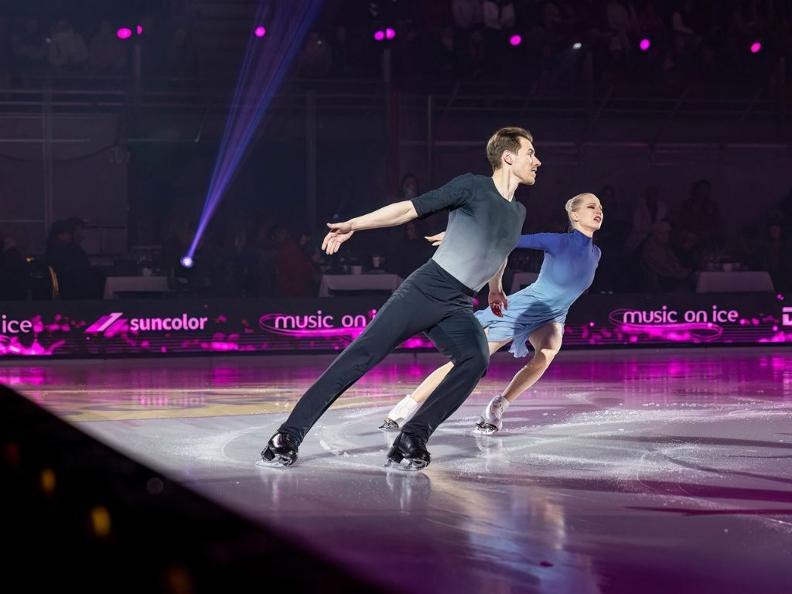 Image 8 - Music On Ice