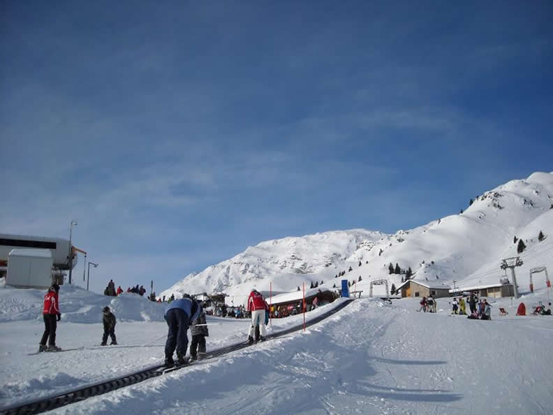 Image 2 - Pista per slitte a Carì