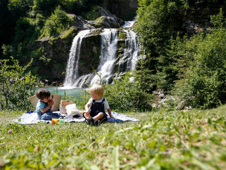 Image 3 - Der Piumogna-Wasserfall