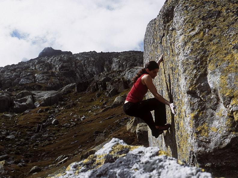 Image 6 - Gottardo Boulder