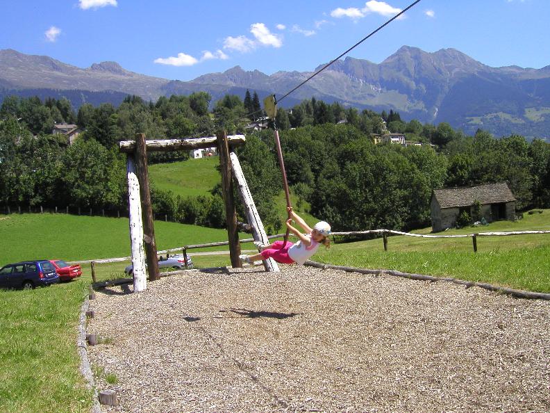 Image 4 - Parco giochi Dalpe