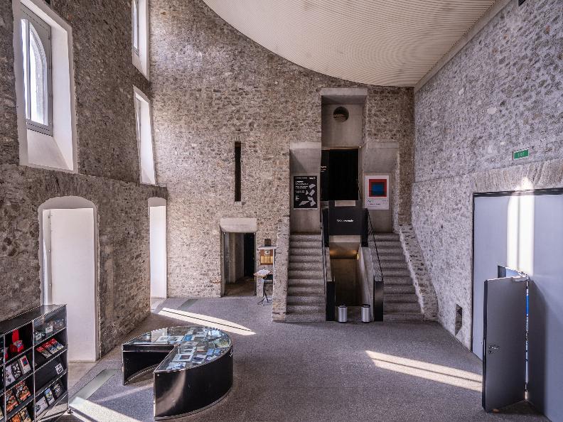 Image 1 - Musée Castel Grande