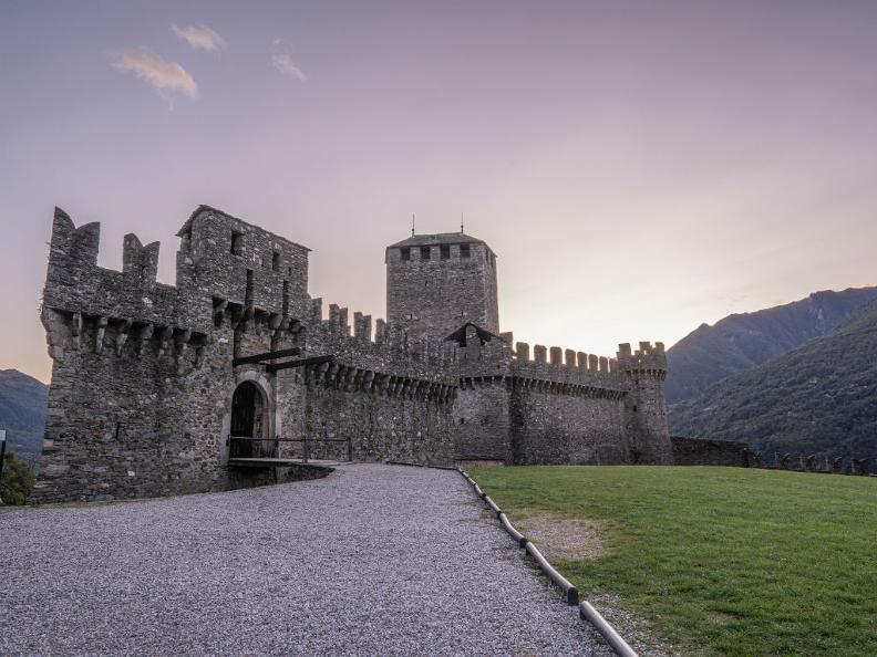 Image 6 - The Castle of Montebello