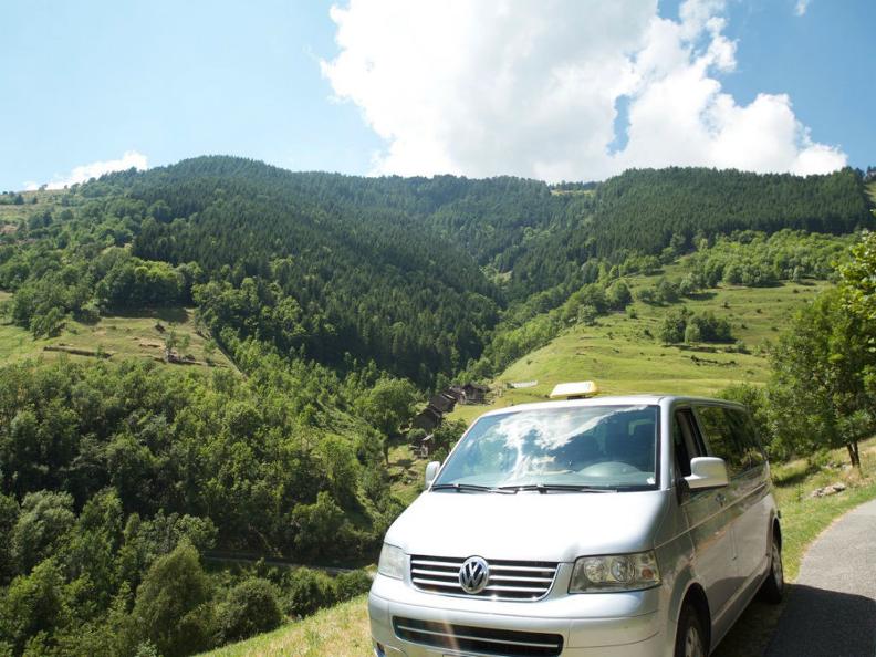 Image 0 - Taxi Riviera & Swiss Transfer Club ((STC)) Image 0 - Taxi Riviera & Swiss Transfer Club ((STC))