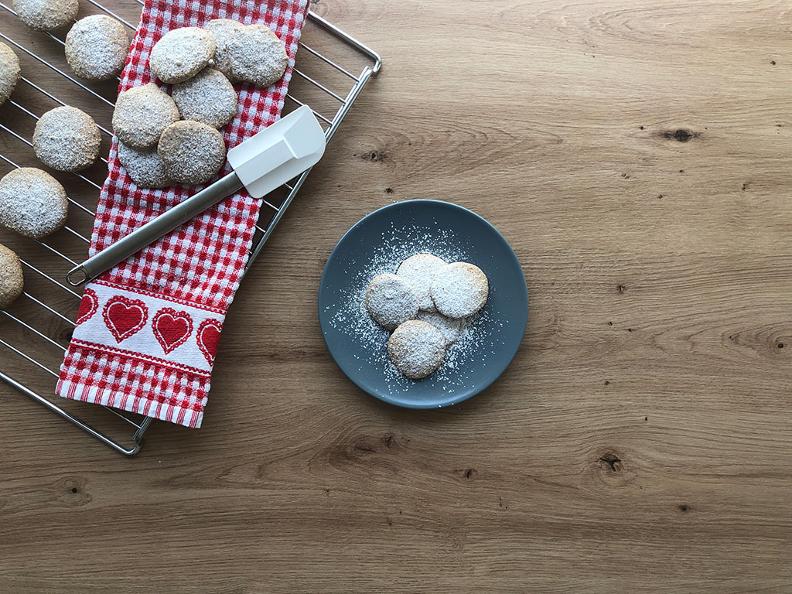Image 0 - Amaretti - La ricetta Image 0 - Amaretti - La ricetta