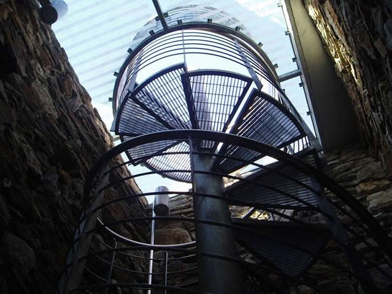 Image 2 - Salles du Château de Sasso Corbaro