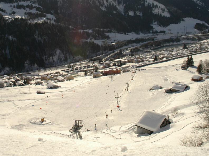 Image 4 - Impianti sciistici Airolo-Lüina