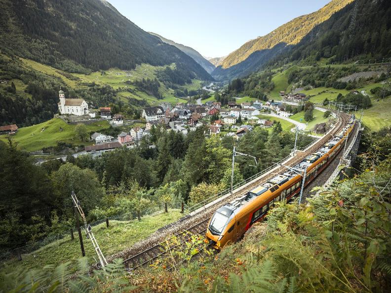 Image 1 - Treno Gottardo Hit