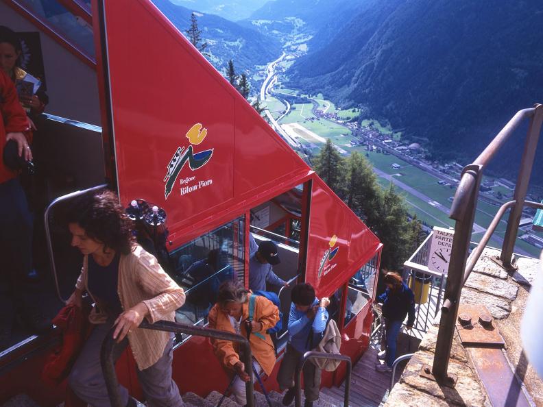 Image 4 - Funicolare Ritom-Piora