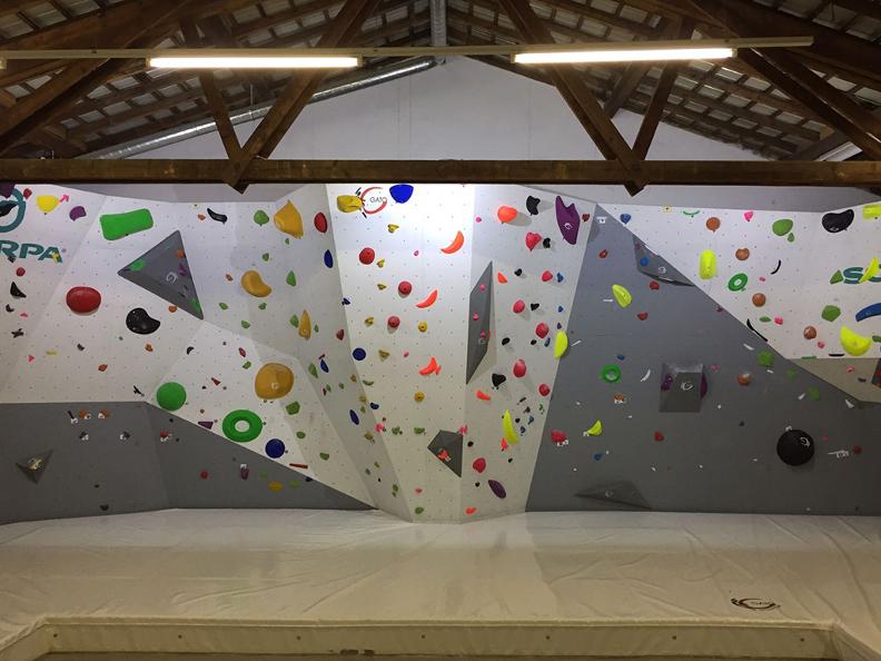 Image 2 - Salle Alpha Boulder 