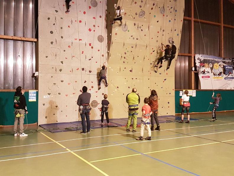 Image 3 - AUSGESETZT- Kletterhalle - Polisport Olivone
