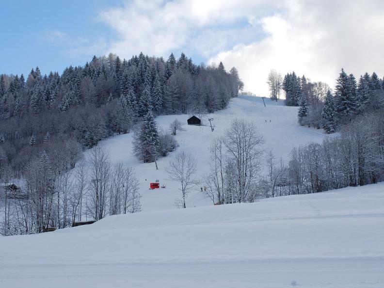 Image 4 - Impianti sciistici Prato Leventina