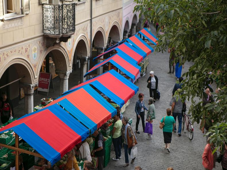 Image 7 - Il mercato di Bellinzona