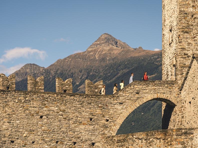 Image 0 - Visite guidate su richiesta alla Fortezza di Bellinzona Image 0 - Visite guidate su richiesta alla Fortezza di Bellinzona