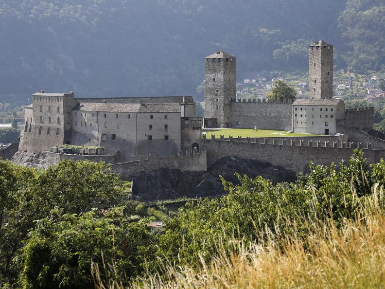 Image 14 - La Fortezza di Bellinzona e i suoi castelli