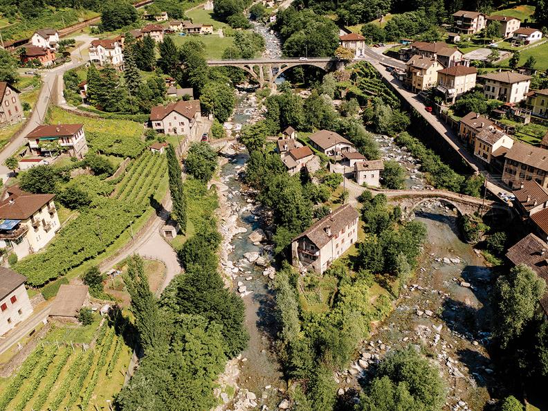 Image 1 - Un giro a Giornico
