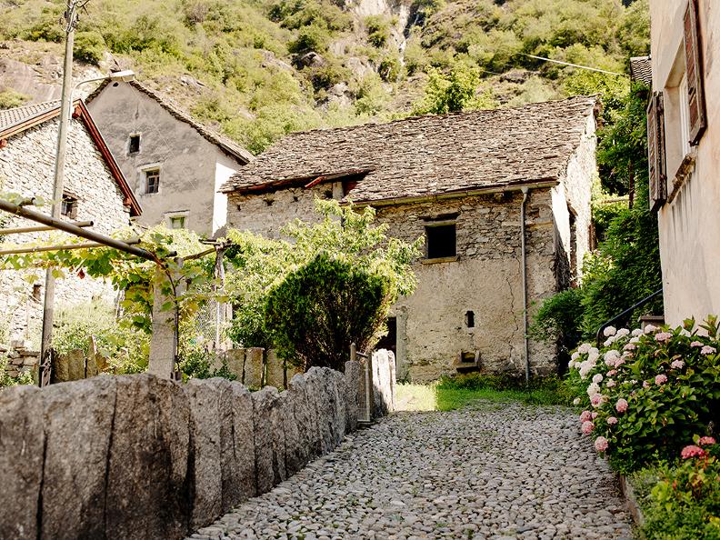 Image 8 - Un giro a Giornico