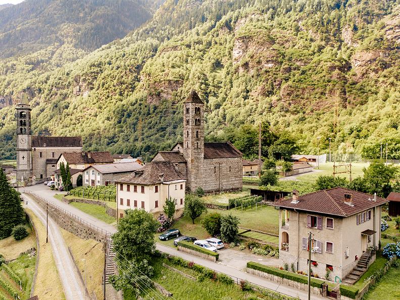 Image 7 - Un giro a Giornico