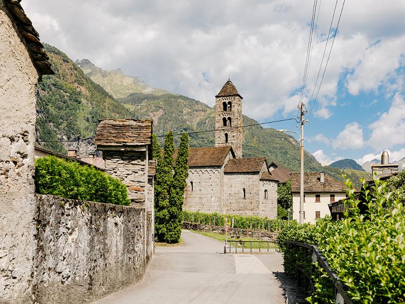 Image 14 - Un giro a Giornico