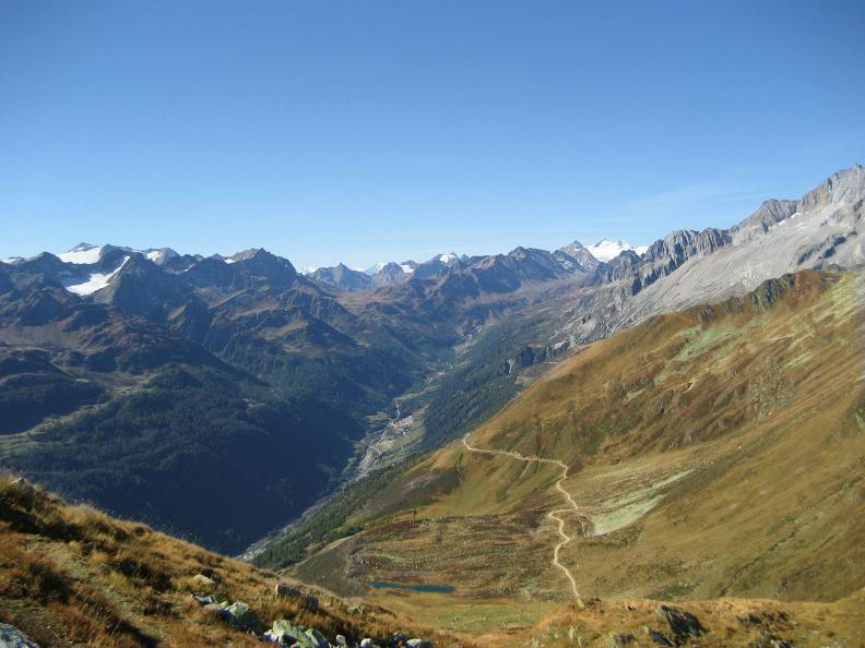 Image 1 - Chemin des quatre sources : la source de la Reuss