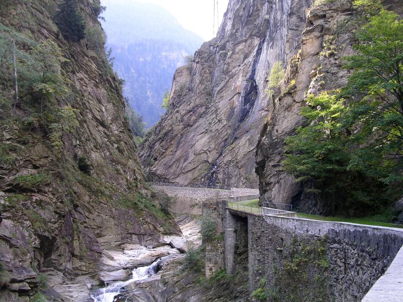 Image 5 - Il Sentiero Gottardo: Dazio Grande - Faido