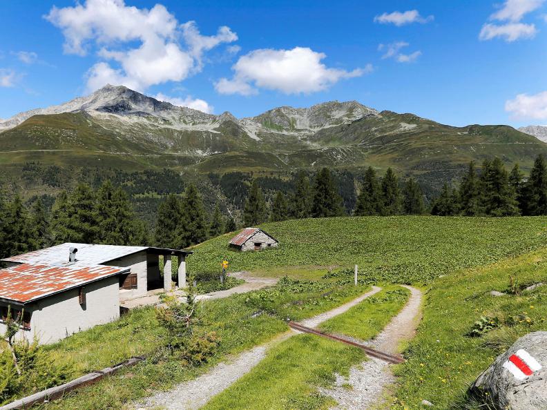 Image 8 - Sentiero Cristallina Etape 3 : Cap. Cristallina - Airolo