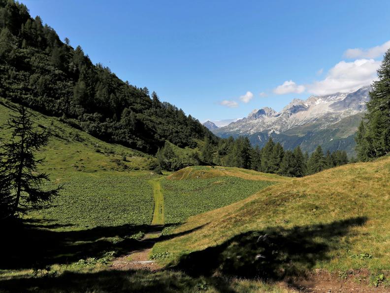 Image 11 - Sentiero Cristallina Etape 3 : Cap. Cristallina - Airolo