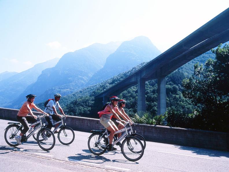 Image 2 - Percorso Nord-Sud: Airolo-Bellinzona