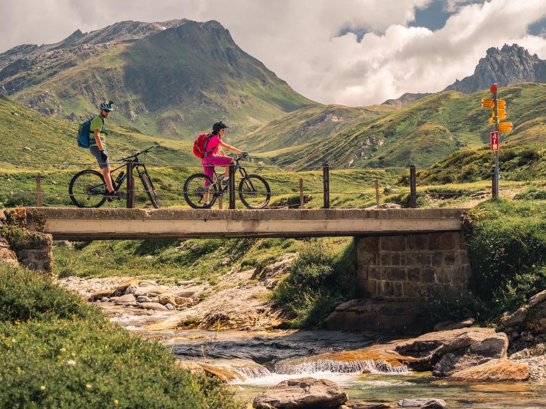 Image 2 - Gottardo Bike