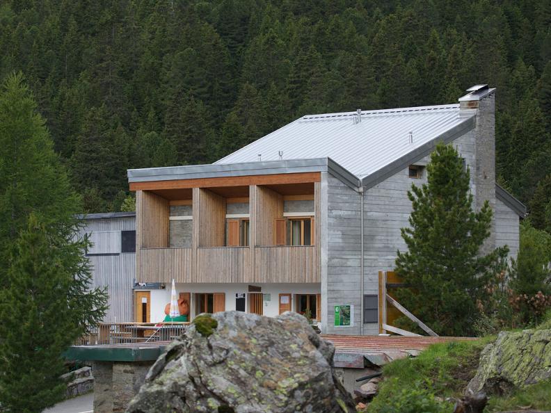 Image 2 - Ristorante - Centro Pro Natura Lucomagno