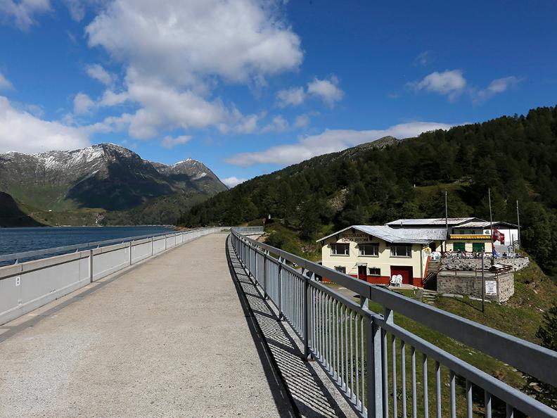 Image 3 - Rifugio Ristorante Lago Ritom